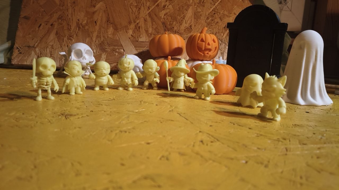 Świecące figurki na Halloween — zestaw 9 figurek (wydruk 3D) - obrazek 3